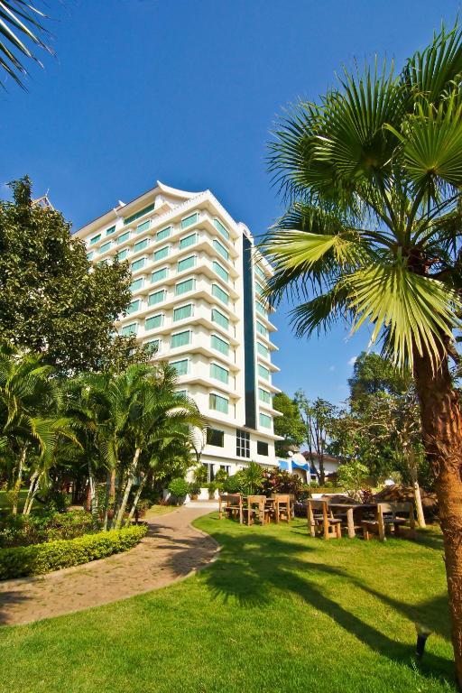 Champasak Grand Hotel Pakse Exterior photo