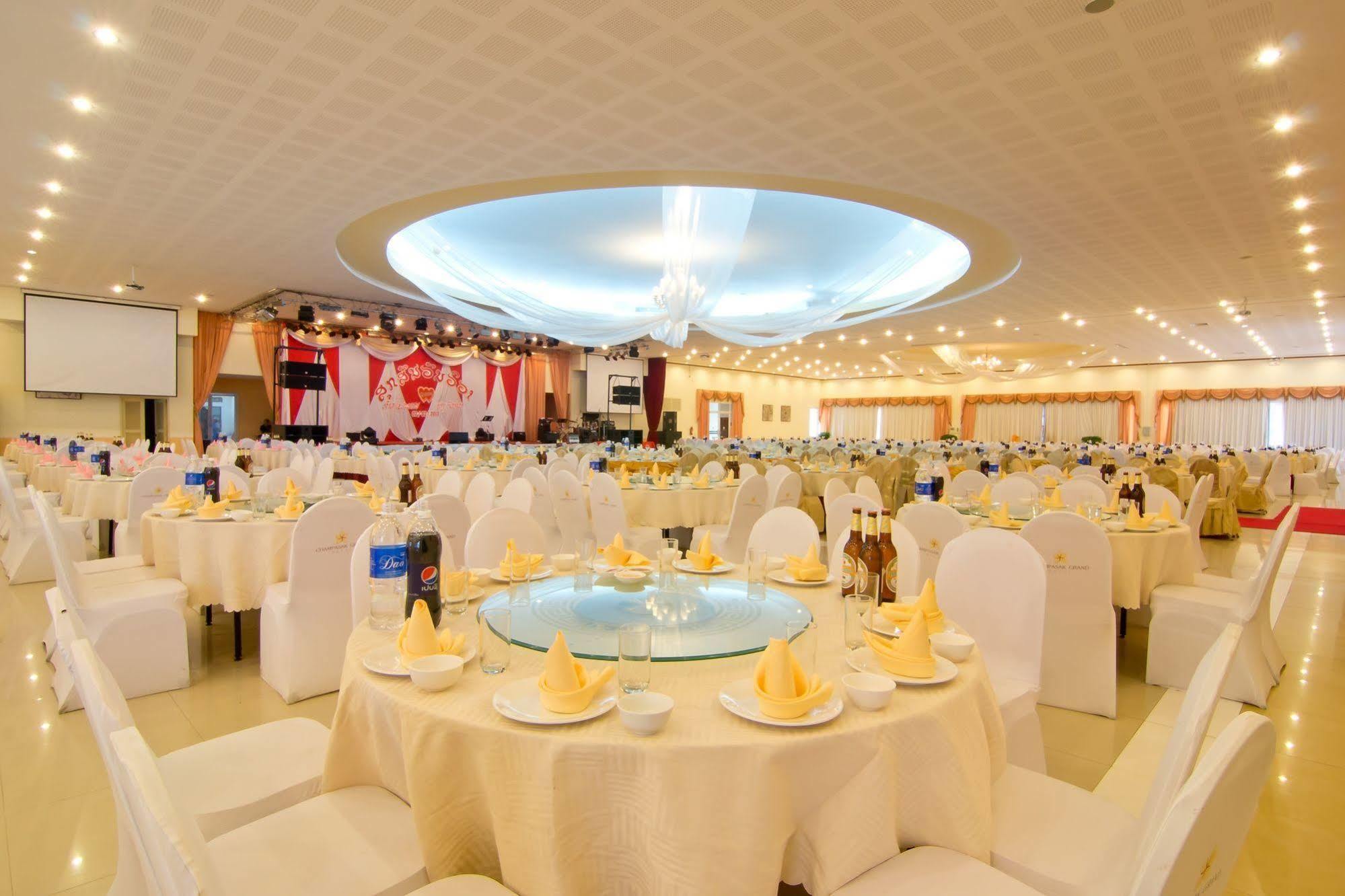 Champasak Grand Hotel Pakse Exterior photo