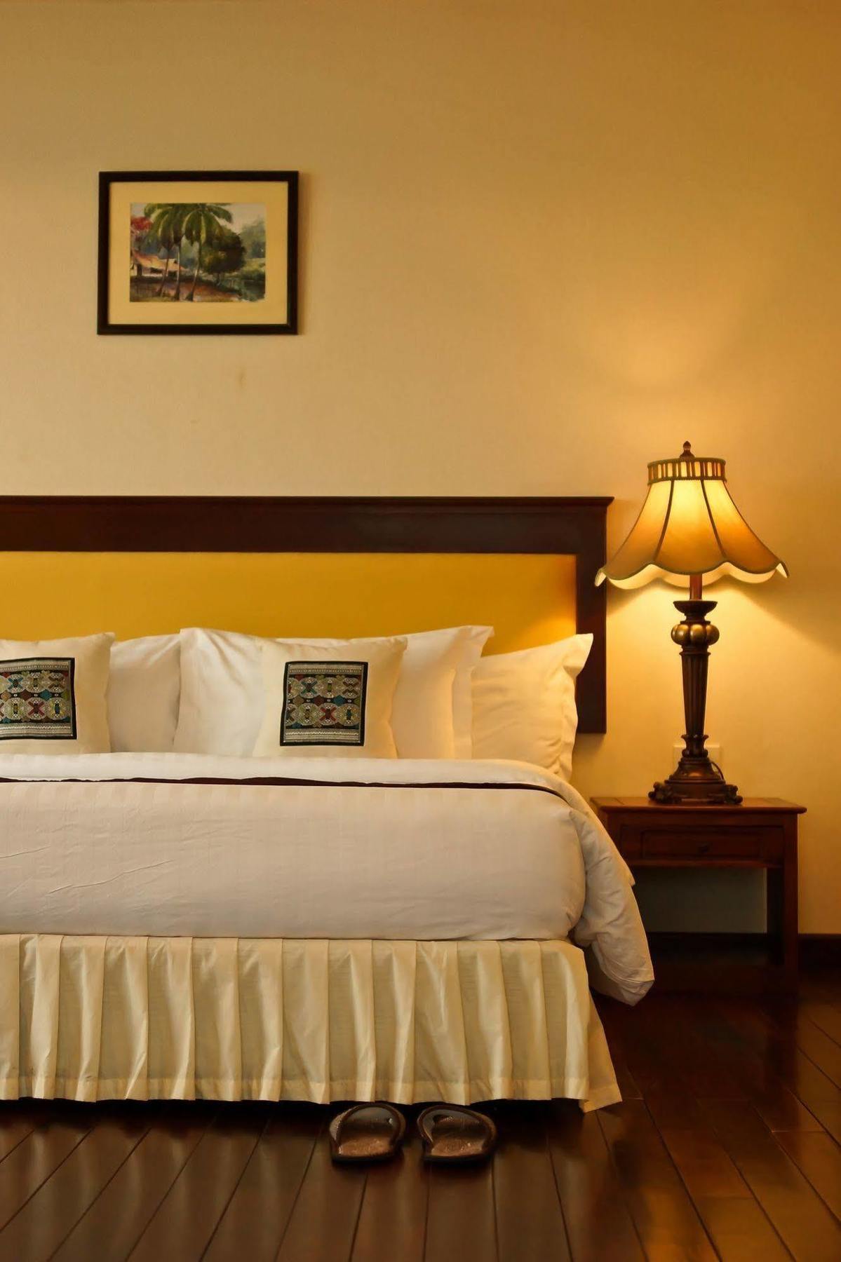 Champasak Grand Hotel Pakse Exterior photo